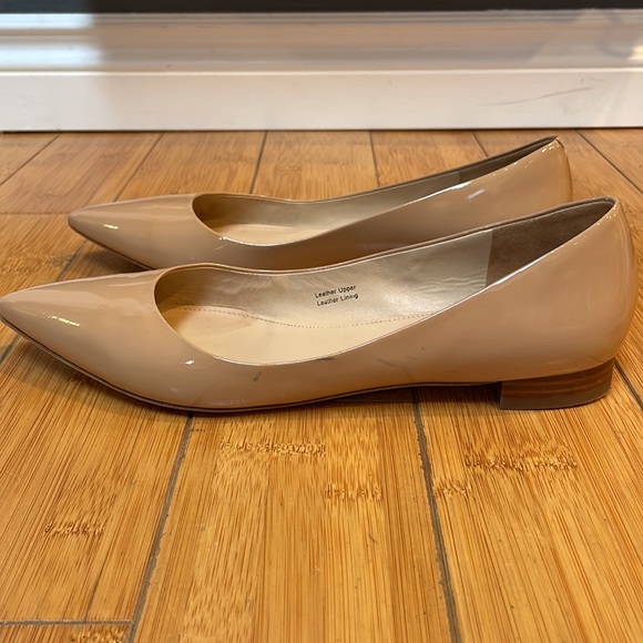 Via Spiga Patent Nude Flats - Picture 4 of 9